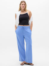 Seasoft Mid Rise Straight Pant