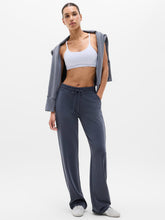 Seasoft Mid Rise Straight Pant